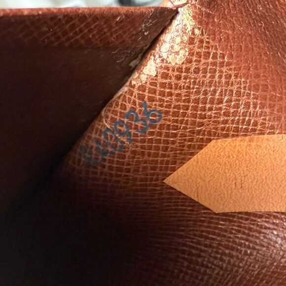 Louis Vuitton Tresor wallet Monogram - Picture 12 of 14